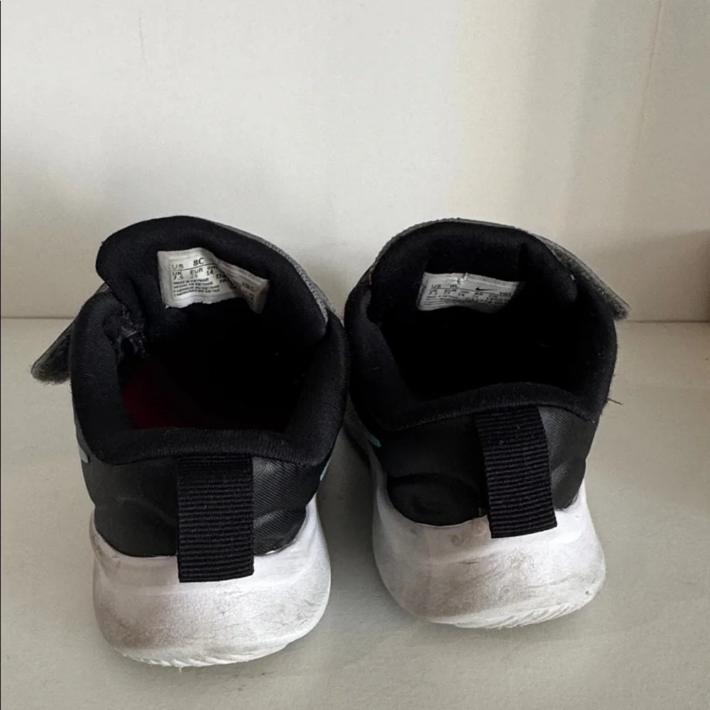 Nike Kids Gray and‎ Pink Sneakers